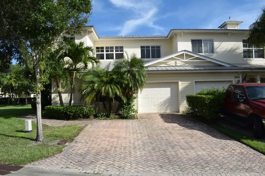 3927 Sabal Way Fort Pierce FL 34981