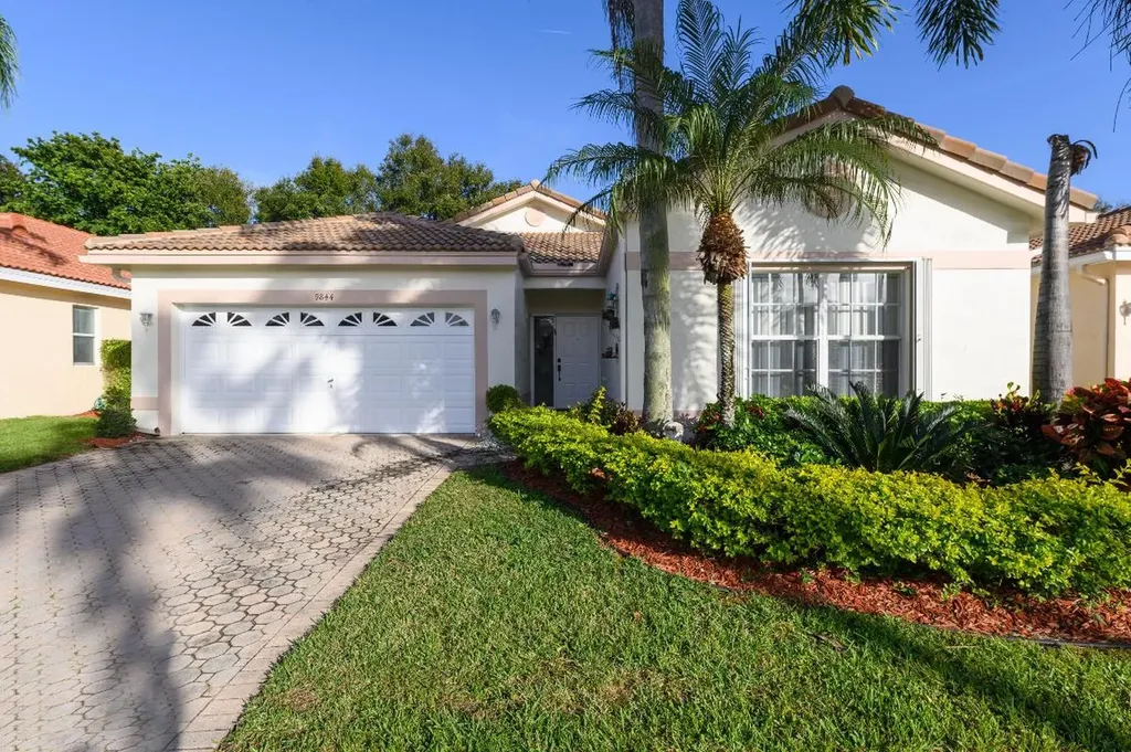 9844 Lemonwood Drive Boynton Beach FL 33437