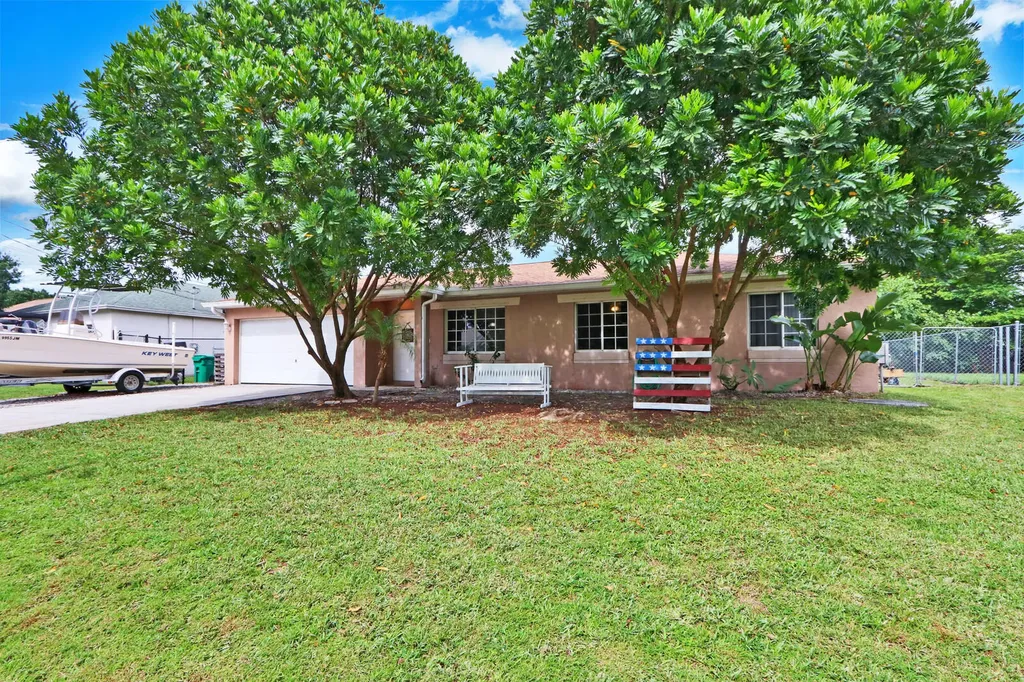 1981 SW Agnes Street Port St Lucie FL 34953