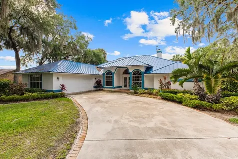 672 SE Norsemen Drive Port St Lucie FL 34984