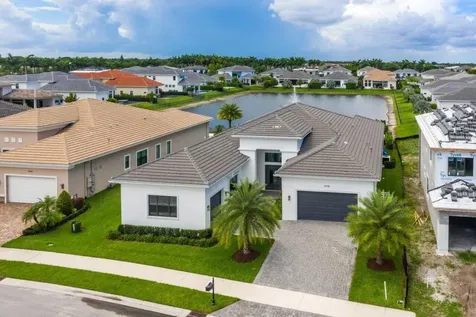 2735 NW 69th Street Boca Raton FL 33496