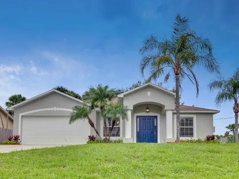1601 SW Ocean Cove Avenue Port St Lucie FL 34953