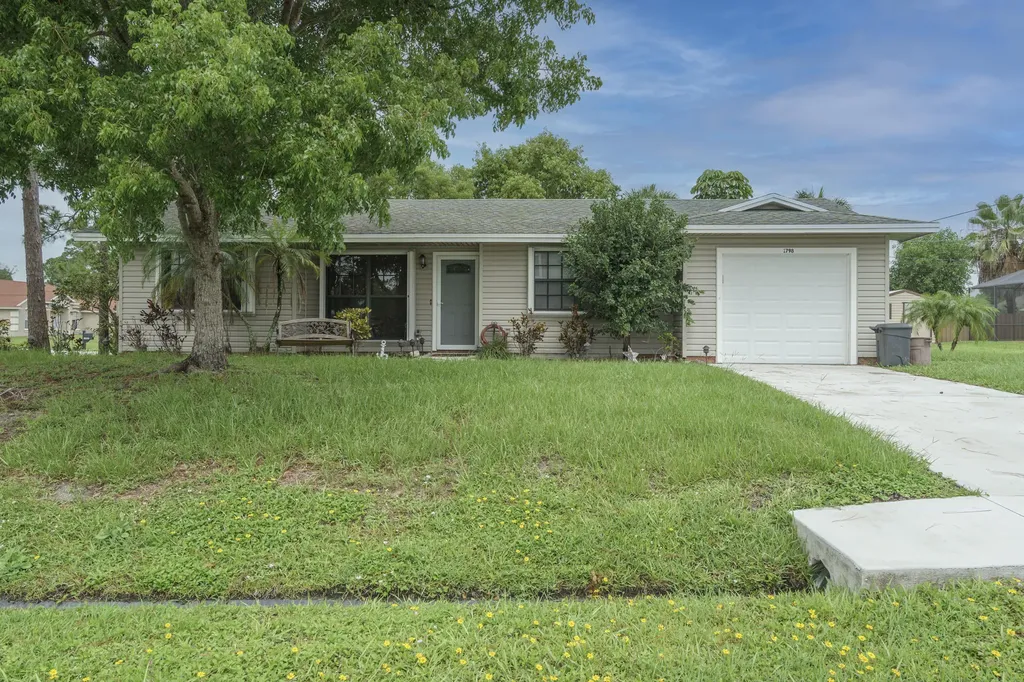 1798 SW Bonanza Street Port St Lucie FL 34953