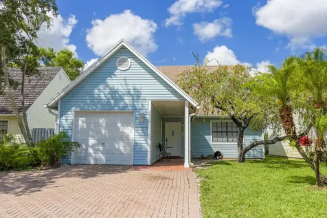 2830 Black Pine Court Lake Worth FL 33462
