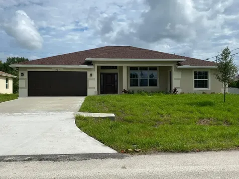 501 SW Laconic Avenue Port St Lucie FL 34953