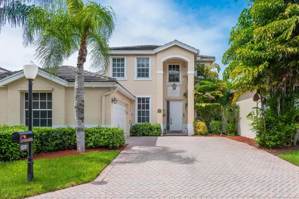 8281 Hampton Wood Drive Boca Raton FL 33433