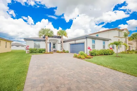7637 NW Greenspring Street Port St Lucie FL 34987