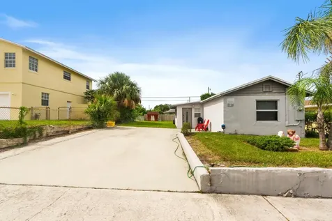 1481 W 31st Street Riviera Beach FL 33404