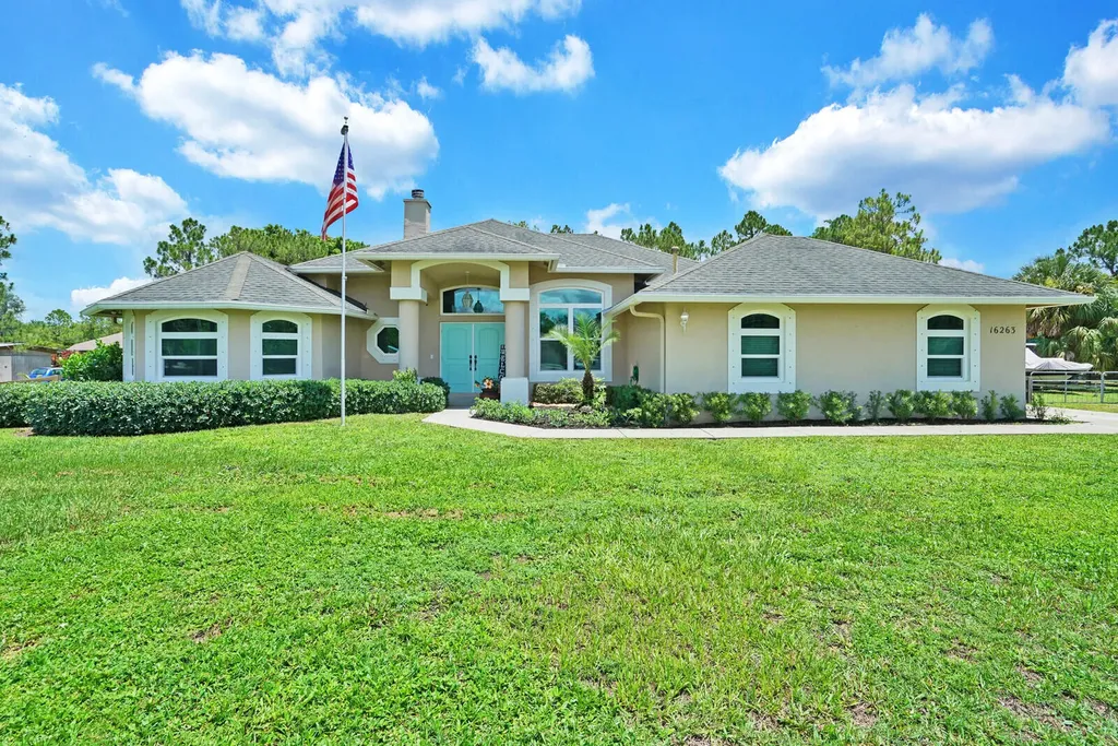 16263 90th Street N Loxahatchee FL 33470