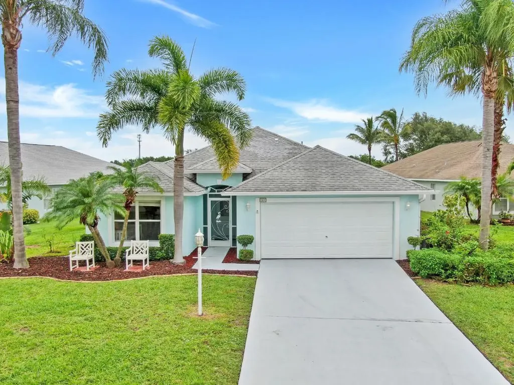 521 SW Cyrilla Trail Port St Lucie FL 34953