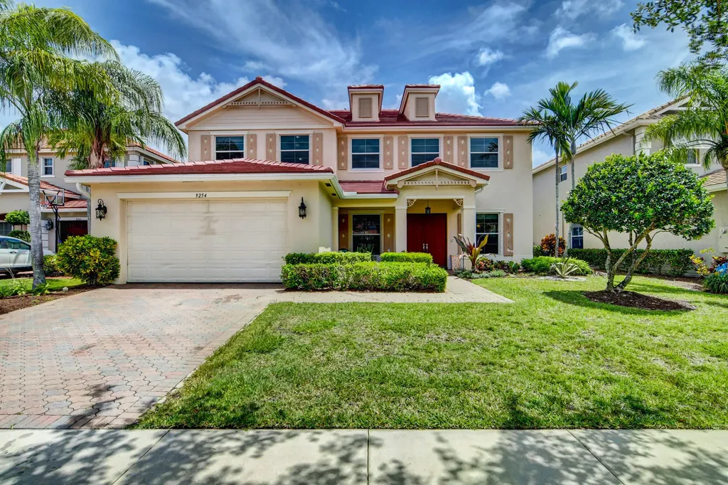 9254 Plantation Estates Drive Royal Palm Beach FL 33411