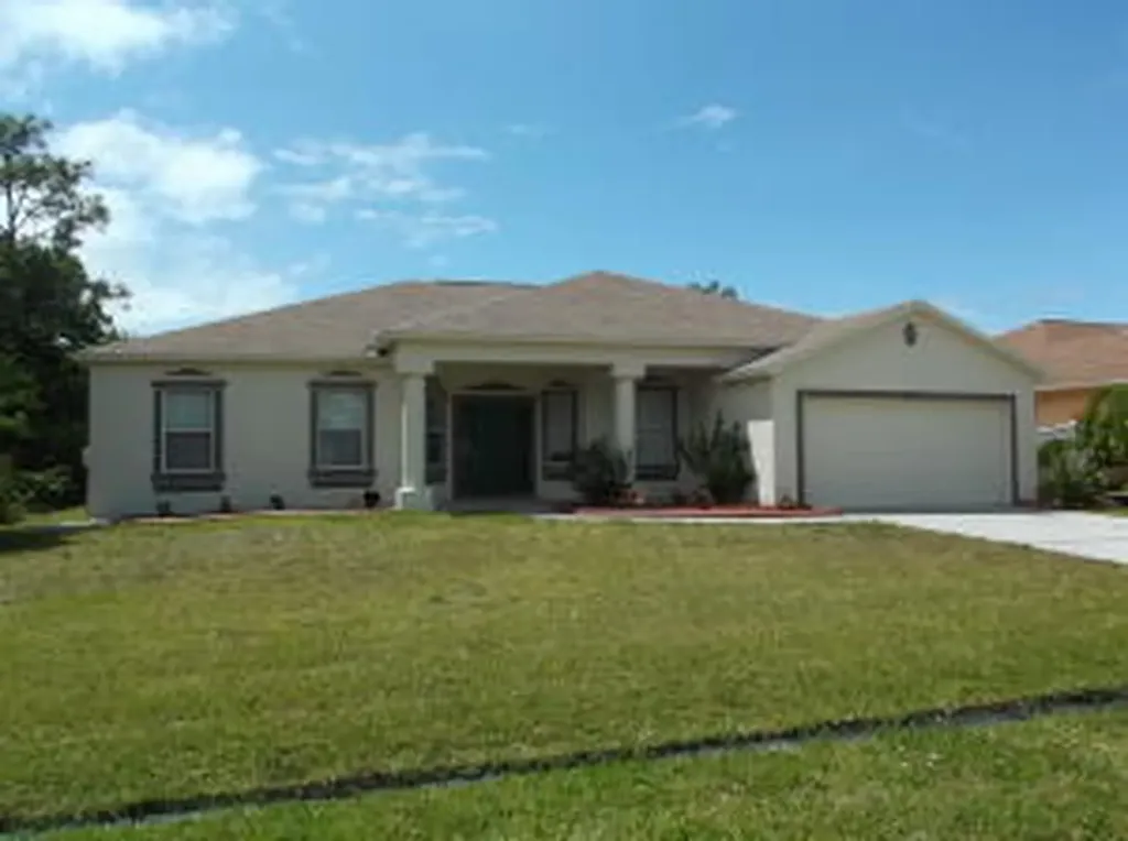 2466 SW Mercer Street Port St Lucie FL 34984