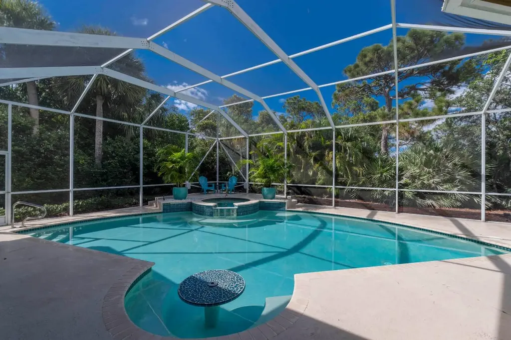 5609 SE Forest Glade Trail Hobe Sound FL 33455