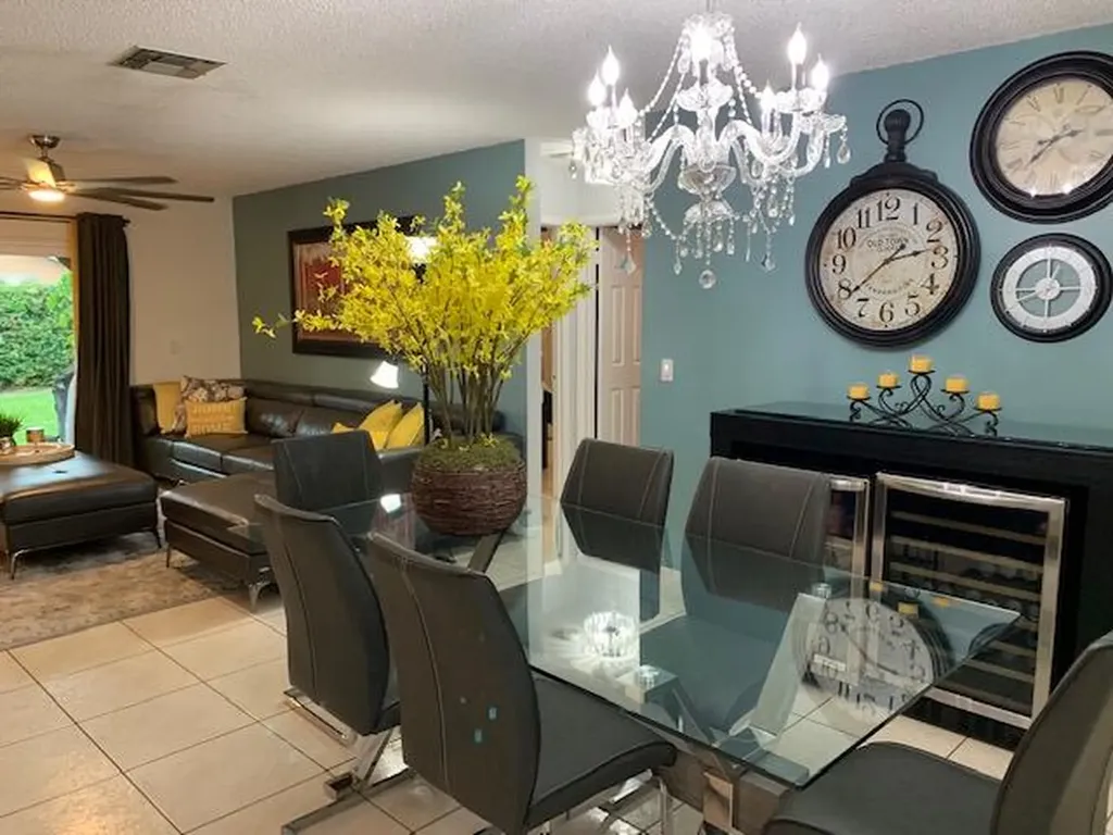 10304 Carmen Lane Royal Palm Beach FL 33411