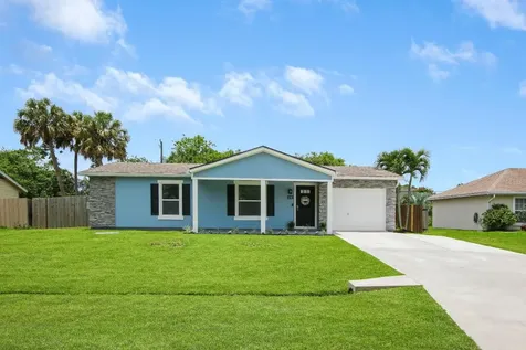2568 SW Calender Street Port St Lucie FL 34953