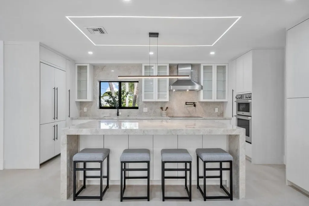 1401 N Swinton Avenue Delray Beach FL 33444