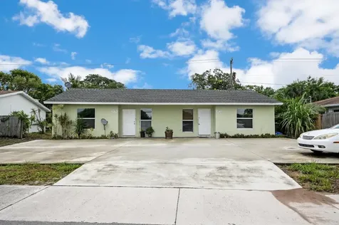 2872 N Dixie Highway Boca Raton FL 33431