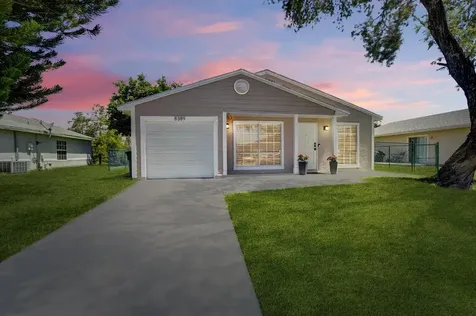 8389 Summer Field Place Boca Raton FL 33433