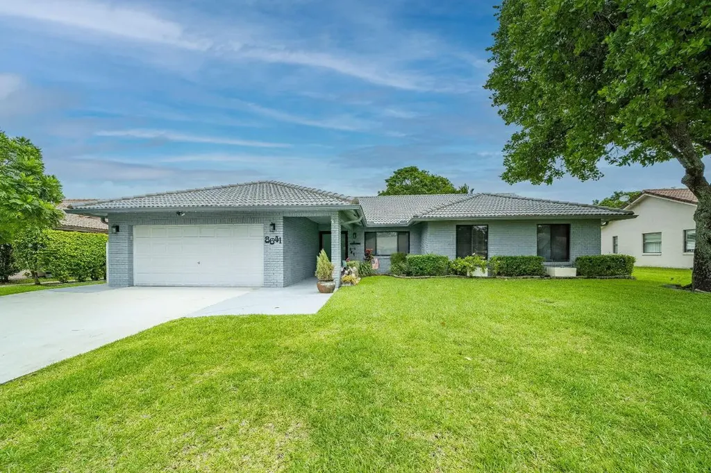 8641 NW 56th Street Coral Springs FL 33067