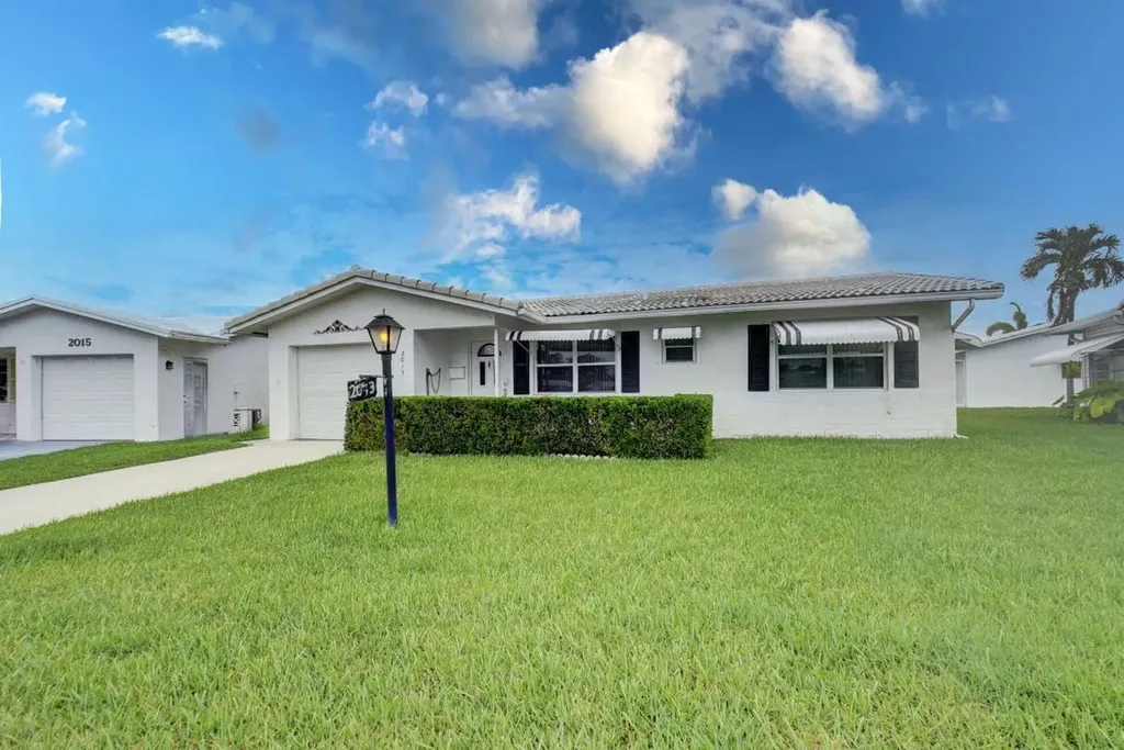 2013 Vastine Drive Boynton Beach FL 33426
