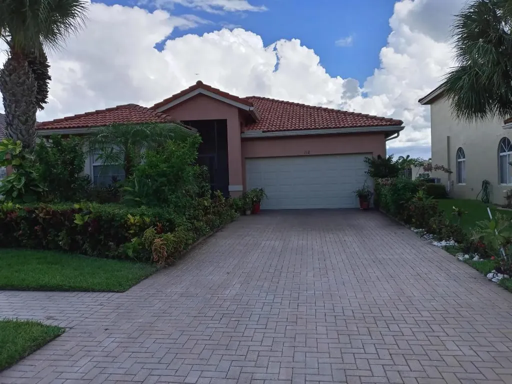 112 Catania Way Royal Palm Beach FL 33411