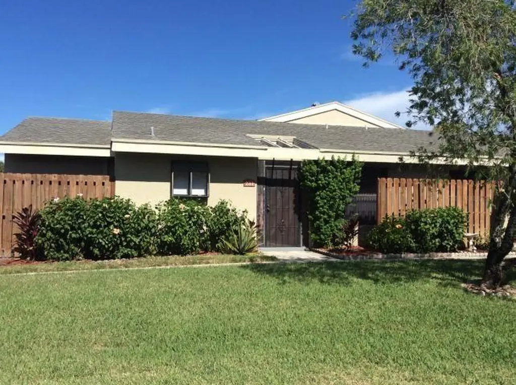 231 Meadows Drive Boynton Beach FL 33436