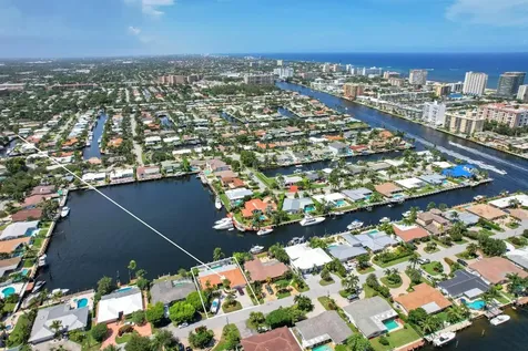 2761 NE 8th Court Pompano Beach FL 33062