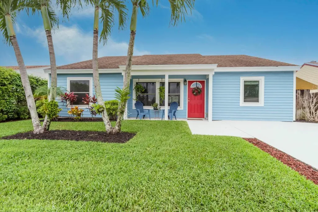 5246 Canal Circle W Lake Worth FL 33467
