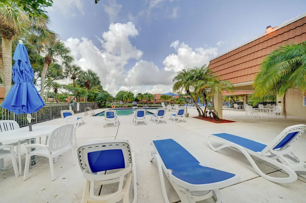 2908 Waterford Drive S Deerfield Beach FL 33442
