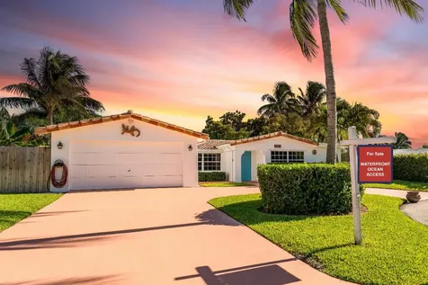 350 SW 14th Place Boca Raton FL 33432