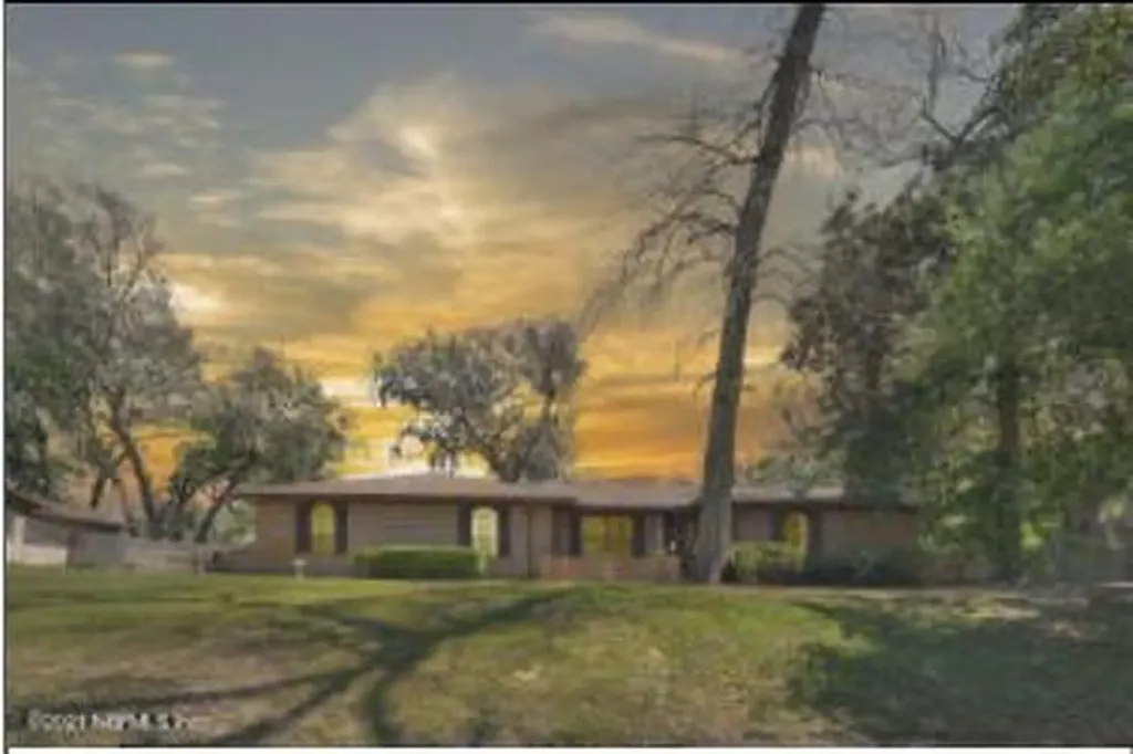 3919 Lochlaurel Drive Jacksonville FL 32277