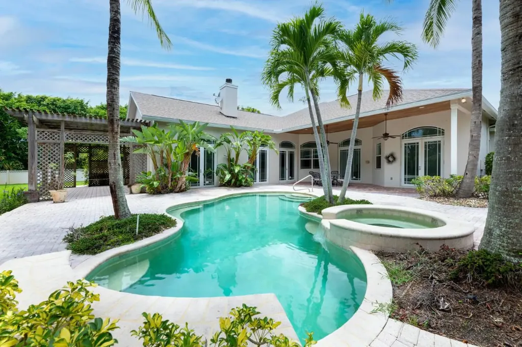 4128 Frances Drive Delray Beach FL 33445