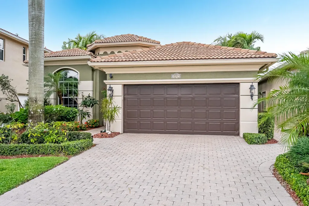 15913 Double Eagle Trail Delray Beach FL 33446