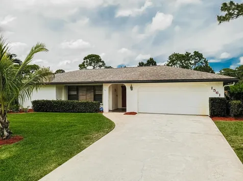 1561 SE Blockton Avenue Port St Lucie FL 34952
