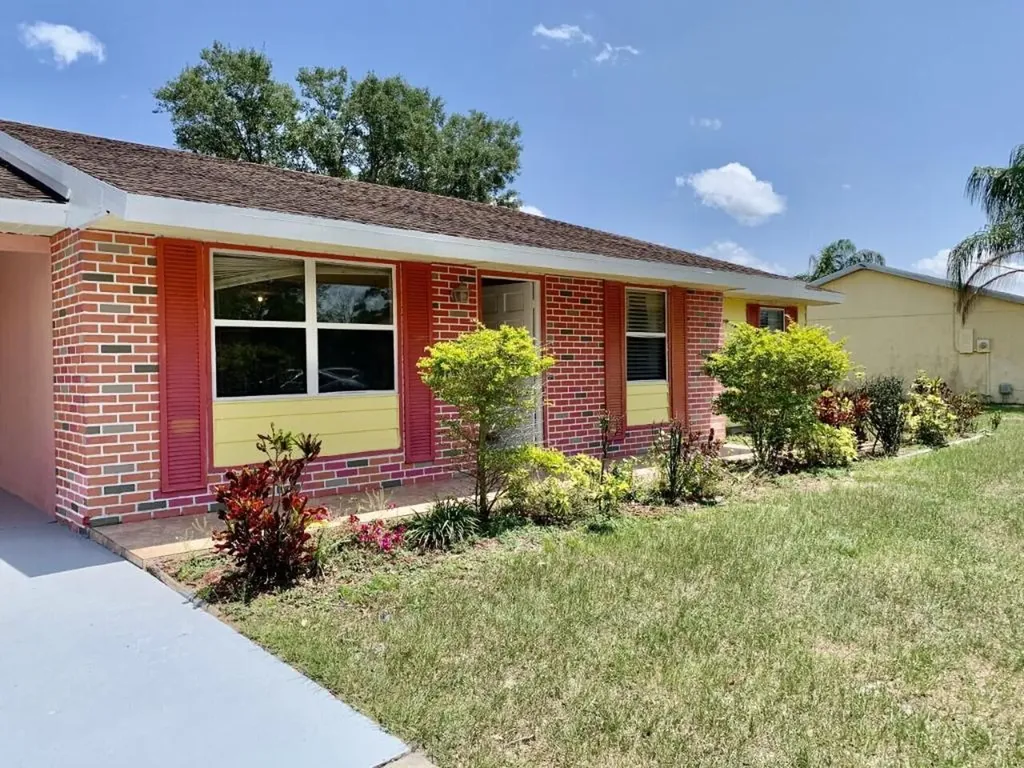 1855 SE Vesthaven Court Port St Lucie FL 34952