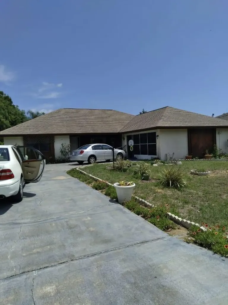 11 Francis Lane Palm Coast FL 32137
