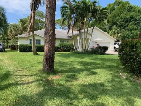 8667 SE Sharon Street Hobe Sound FL 33455