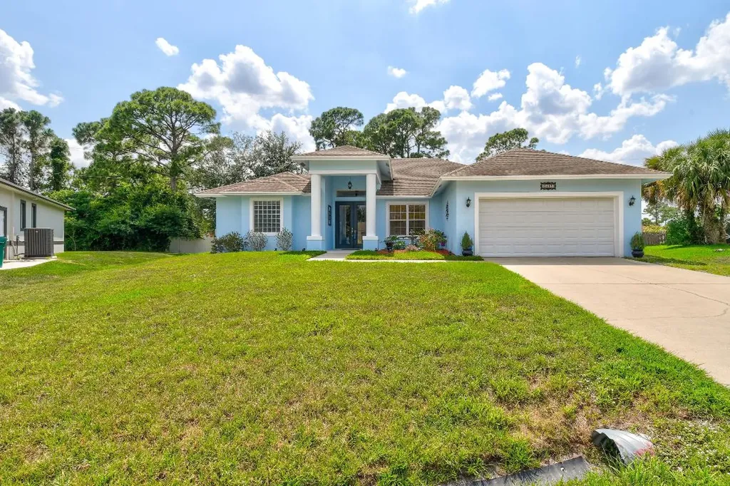 2683 SW Ace Road Port St Lucie FL 34953