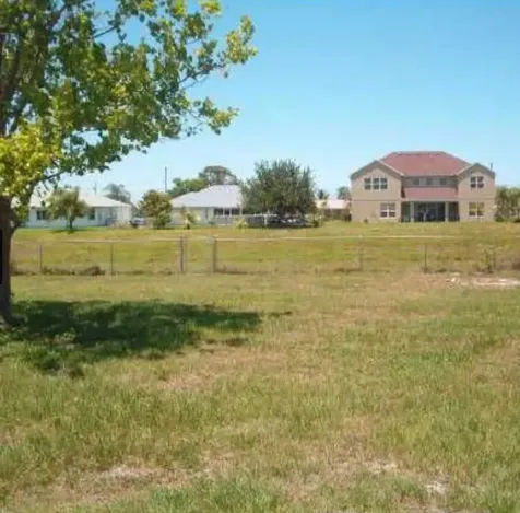 701 SW Belmont Circle Port St Lucie FL 34953
