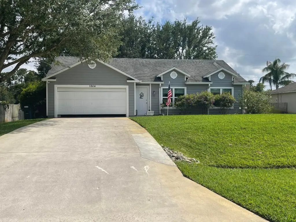 1844 SW Grant Avenue Port St Lucie FL 34953