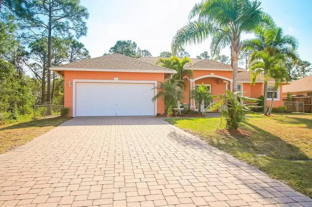 3981 SW Bamberg Street Port St Lucie FL 34953