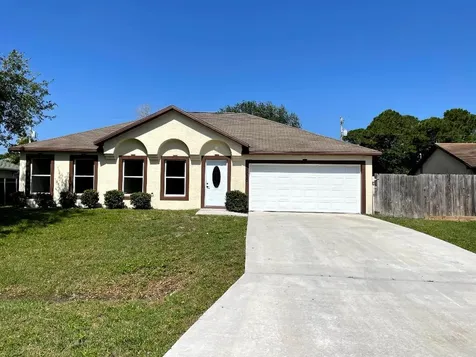 3030 SW Briggs Street Port St Lucie FL 34953