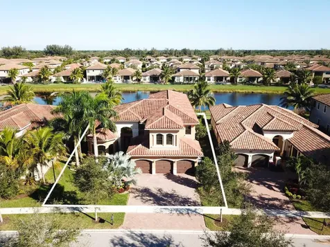 8373 Hawks Gully Avenue Delray Beach FL 33446