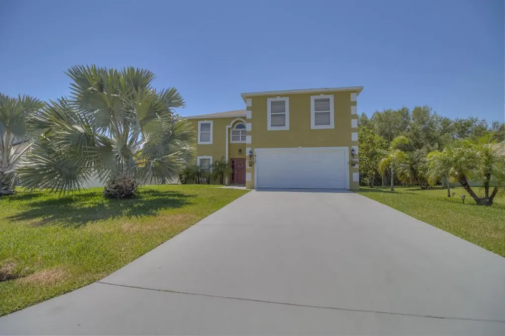 1612 SW Mcallister Lane Port St Lucie FL 34953