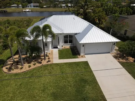 1041 SW Abingdon Avenue Port St Lucie FL 34953