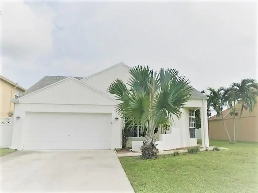 23080 Floralwood Lane Boca Raton FL 33433