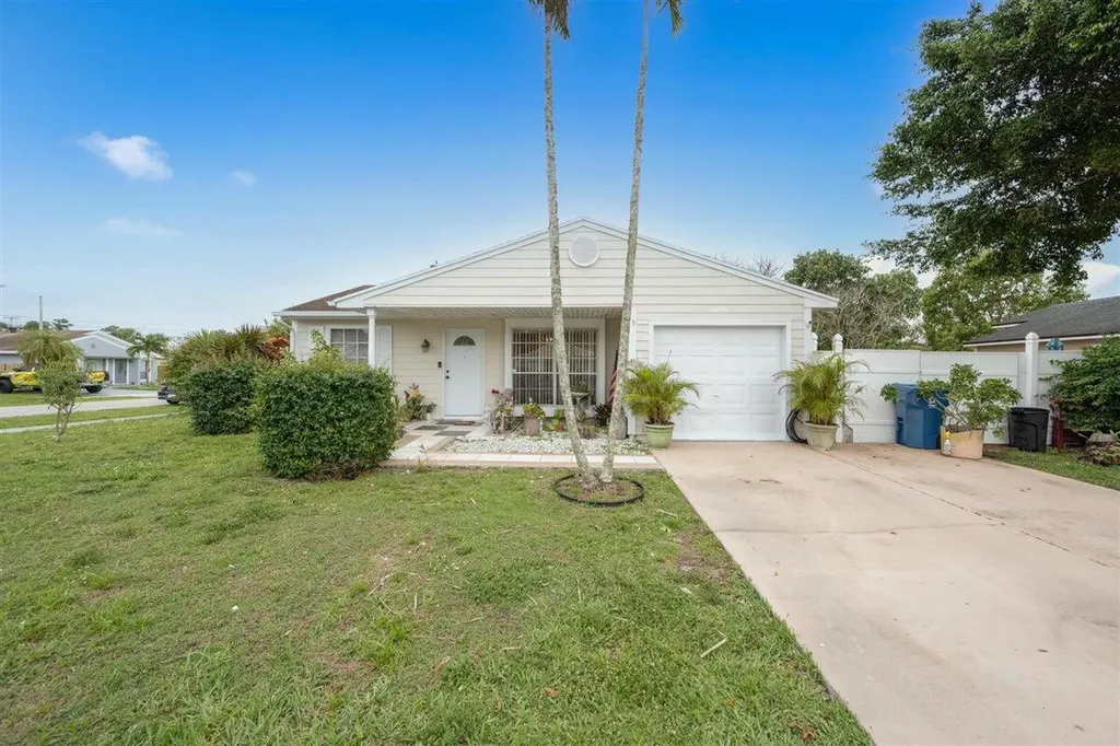 10060 Mikado Lane Royal Palm Beach FL 33411
