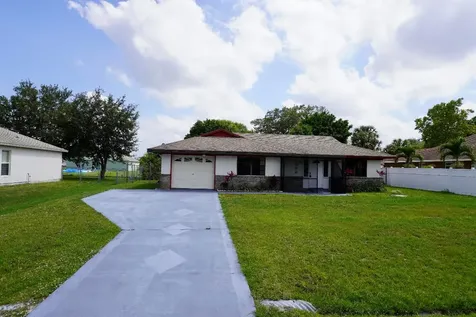1092 SW Sudder Avenue Port St Lucie FL 34953