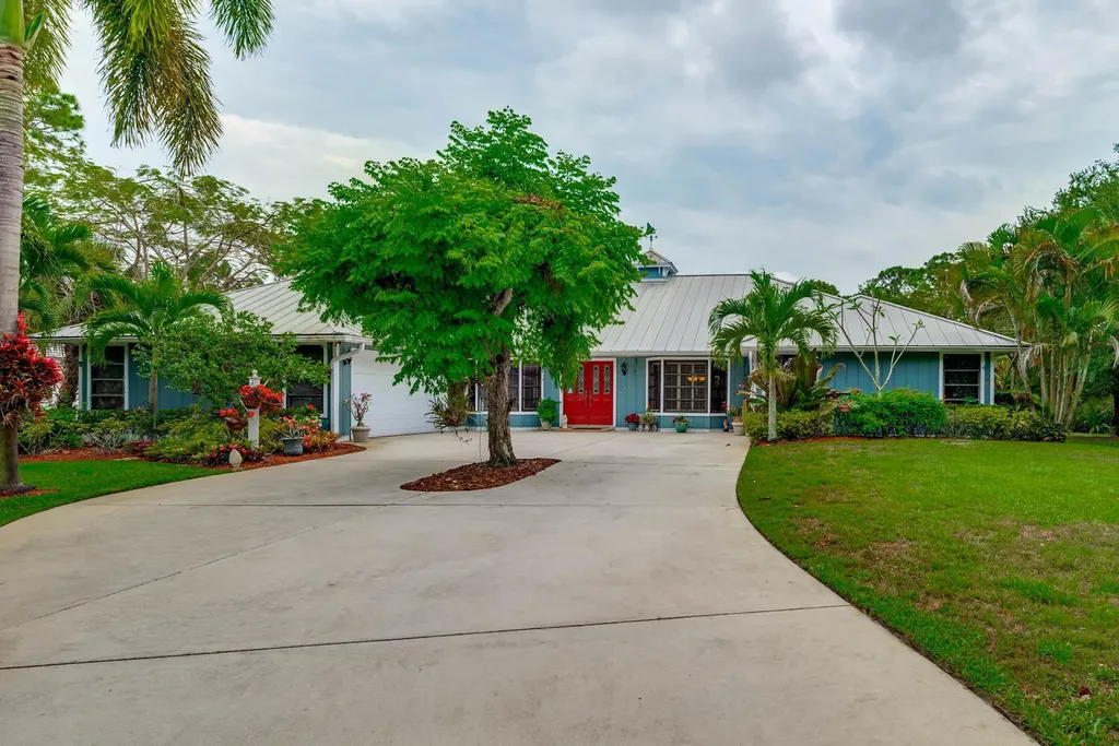 5116 SW Bimini Circle S Palm City FL 34990