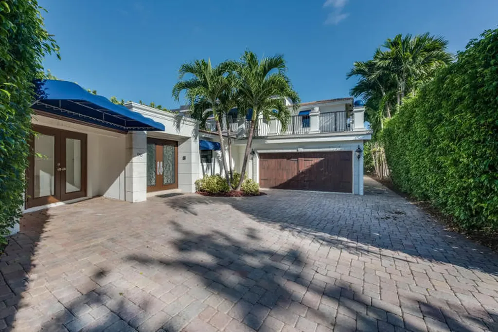 943 Lake Wyman Road Boca Raton FL 33431